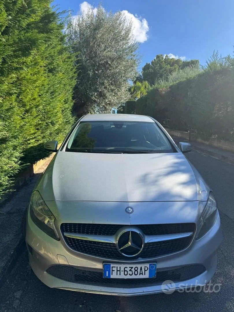 Mercedes-Benz A 2017 photo 2