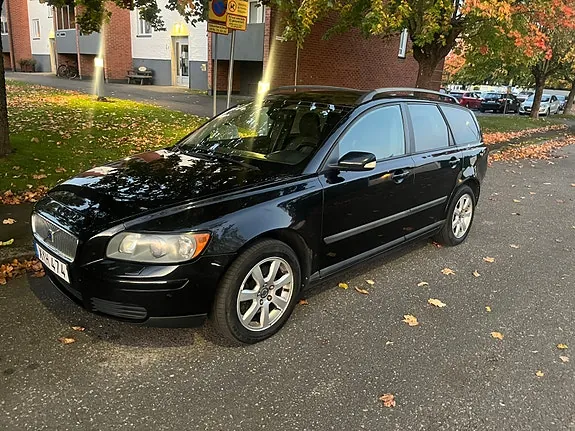 Volvo V50 2006 photo 2