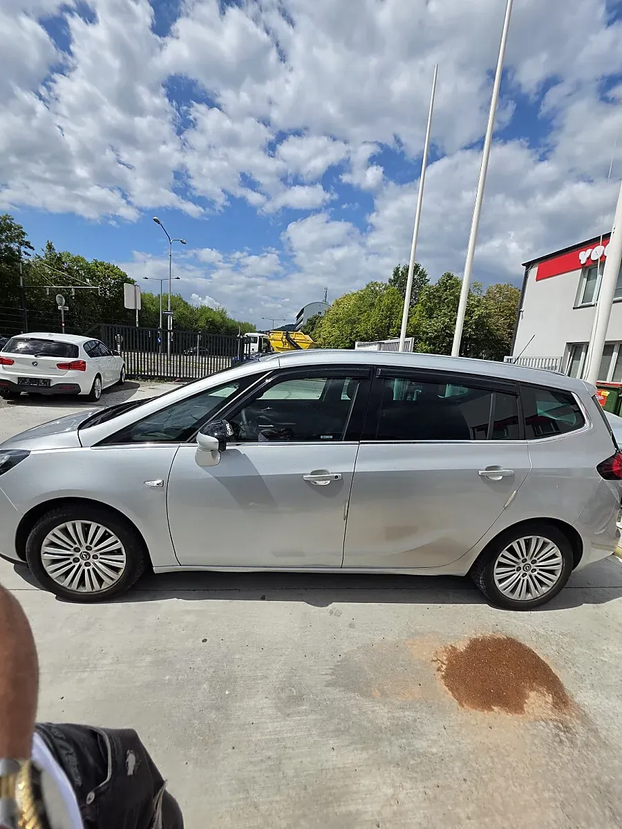 Opel Zafira Tourer 2015 photo 3