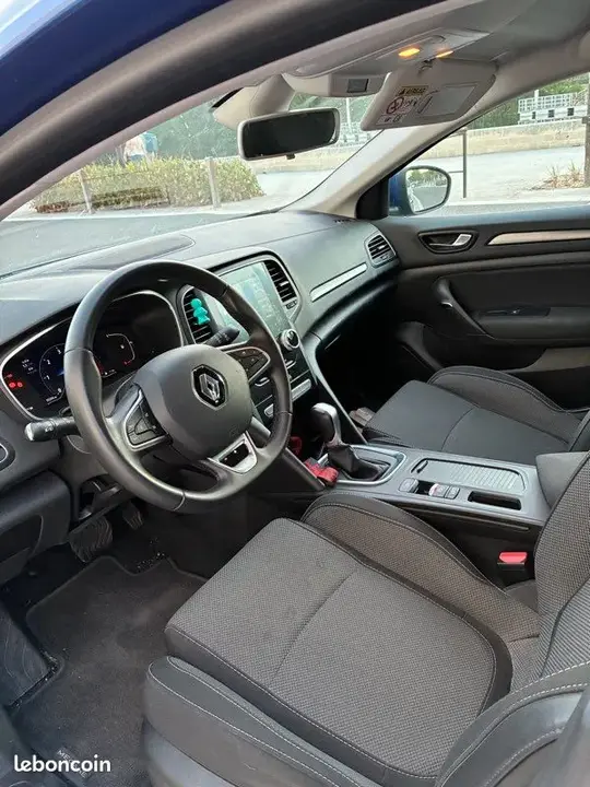 Renault Megane 2023 photo 3