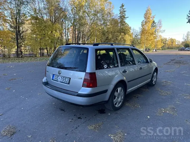 Volkswagen Bora 2000 photo 4