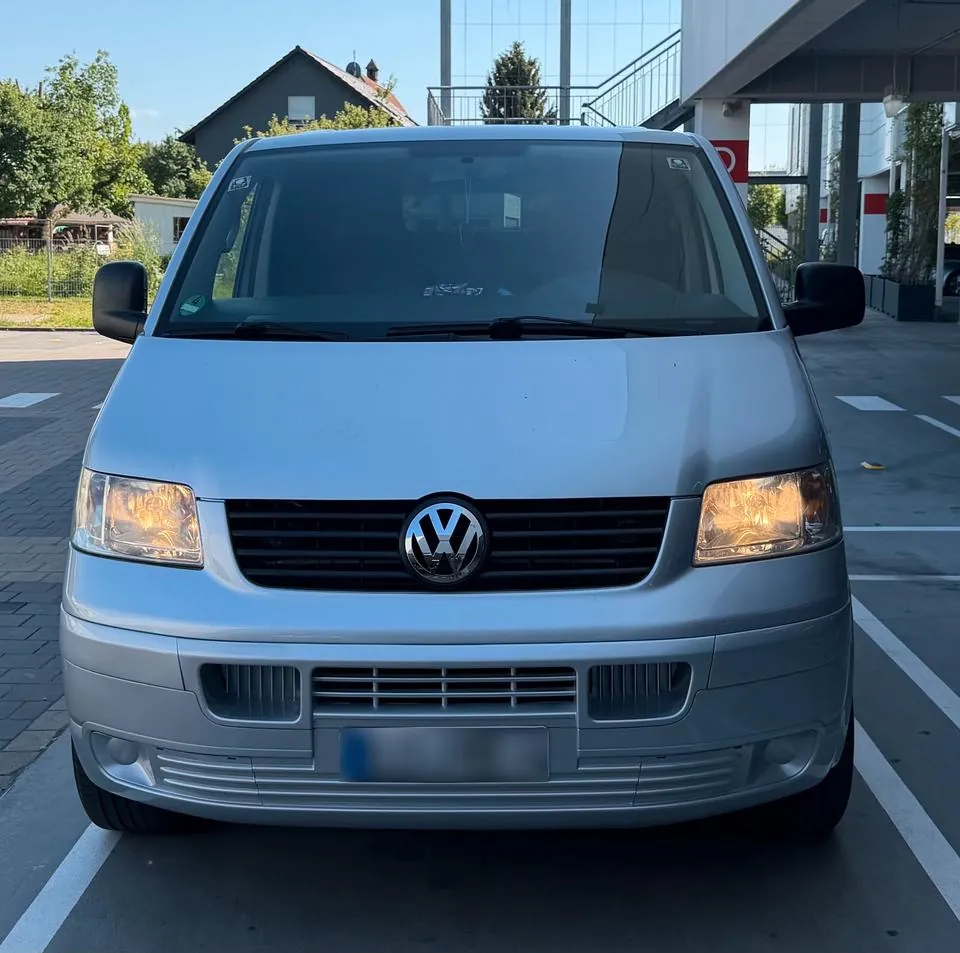 Volkswagen T5