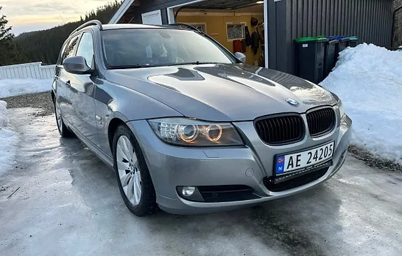 BMW 320D 2009 photo 3