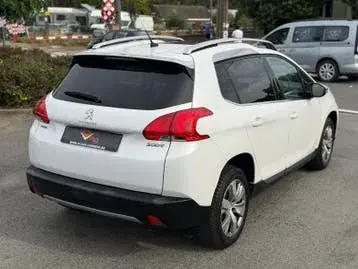 Peugeot 2008 2015 photo 3