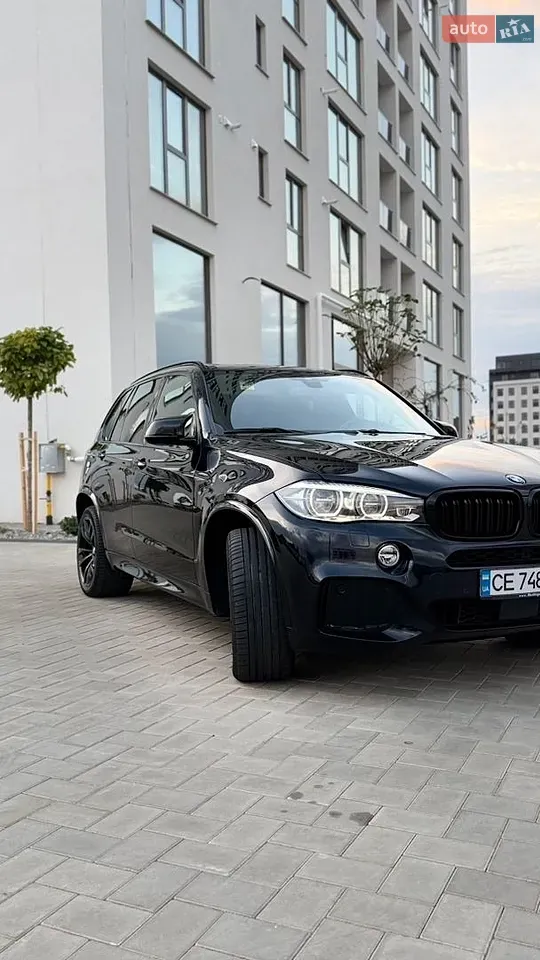 BMW X5 2015 photo 2