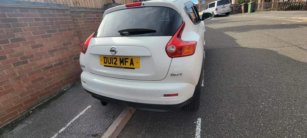 Nissan Juke 2012 photo 2