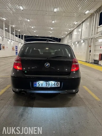 BMW 1 Series 2010 photo 4