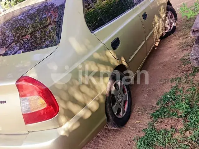 Hyundai Accent 2001 photo 4