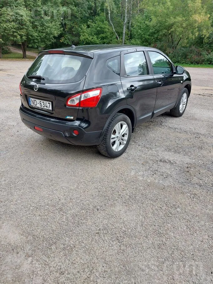 Nissan Qashqai 2010 photo 3