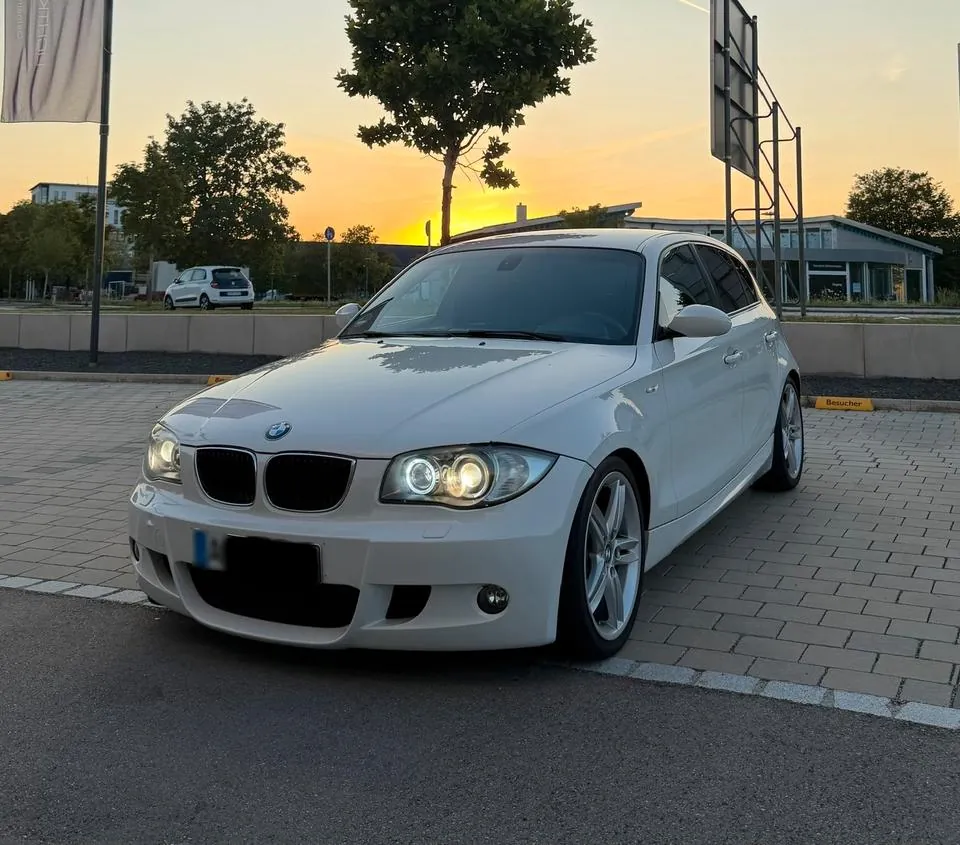 BMW 118I