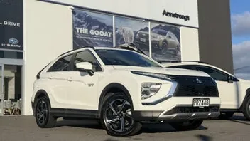 Mitsubishi Eclipse Cross 2023 photo 2