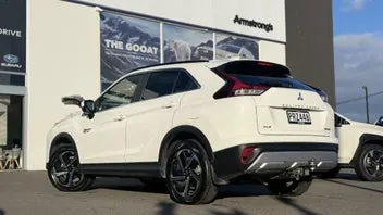 Mitsubishi Eclipse Cross 2023 photo 3