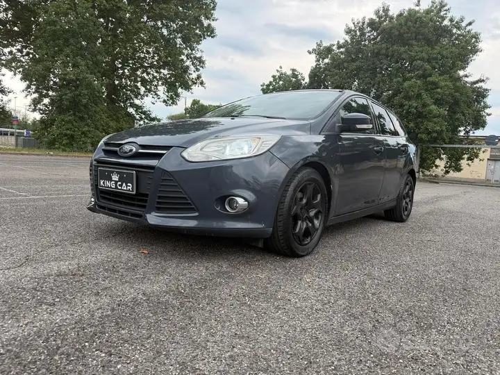 Ford Focus 2014 photo 3