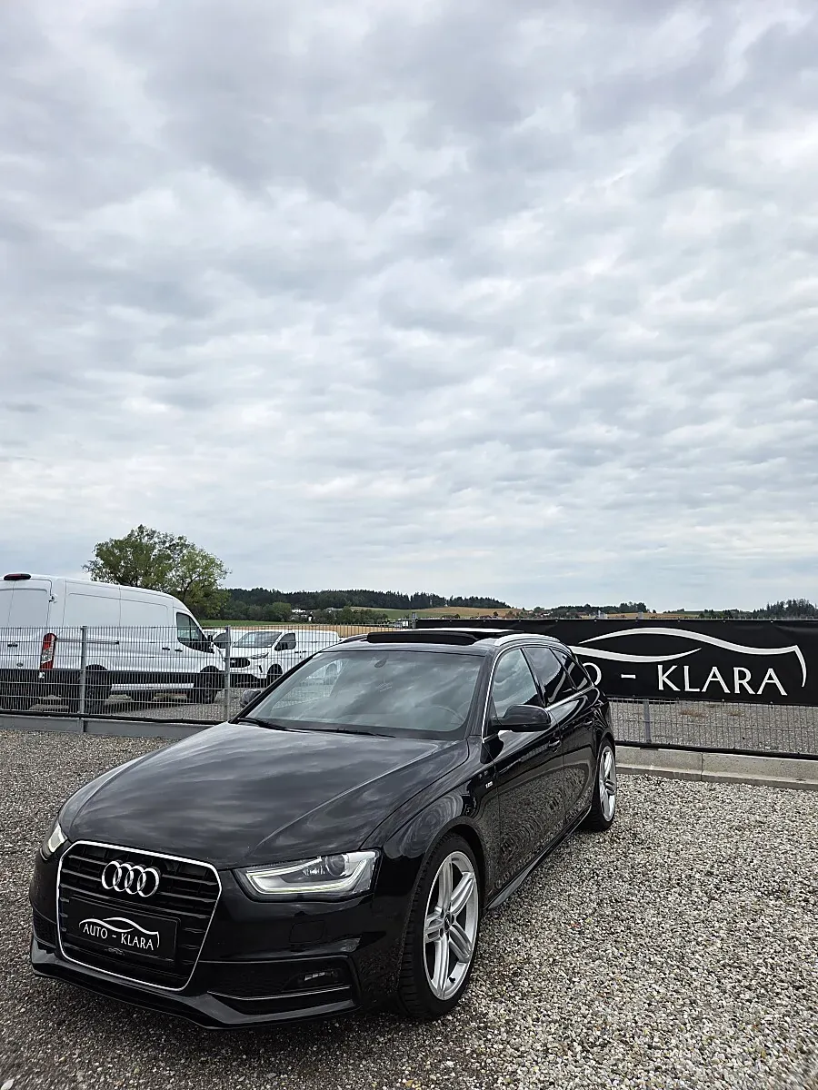 Audi A4 2012 photo 2