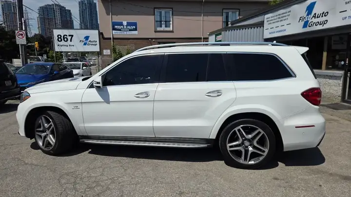 Mercedes-Benz Gls 2017 photo 2