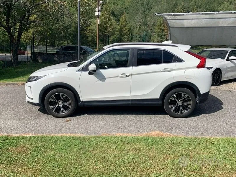 Mitsubishi Eclipse Cross 2018 photo 3