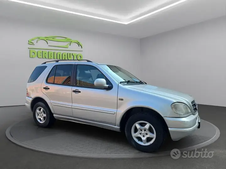 Mercedes-Benz Ml 270 2003 photo 2