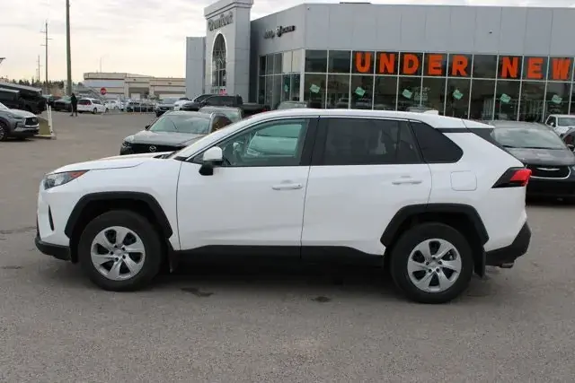 Toyota Rav4 2025 photo 4