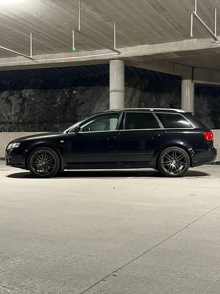 Audi S4 2006 photo 2
