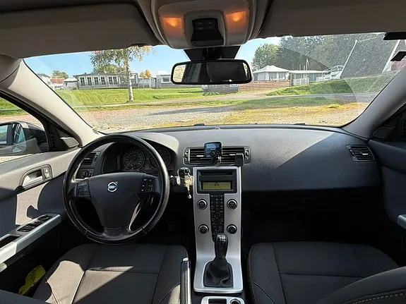 Volvo V50 2011 photo 5