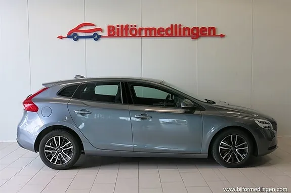 Volvo V40 2018 photo 2