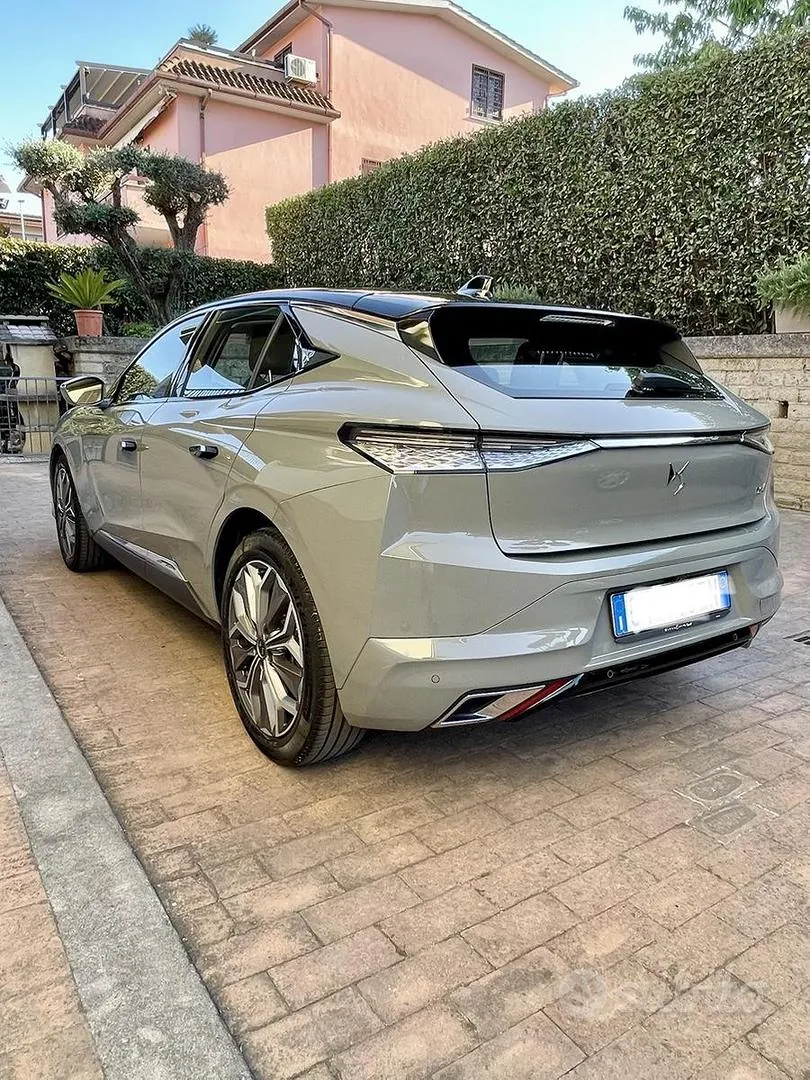 DS Automobiles Ds 4