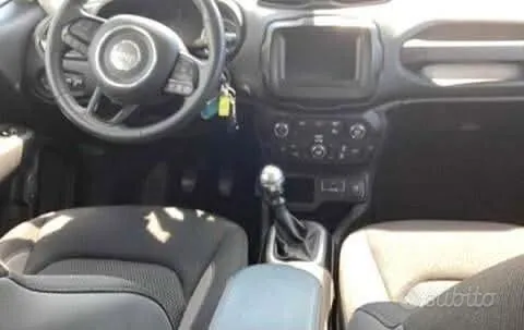 Jeep Renegade 2022 photo 4