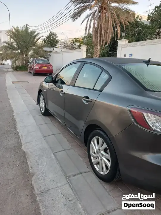 Mazda 3 2012 photo 4