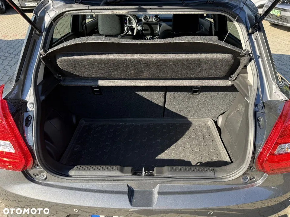 Suzuki Swift 2023 photo 4