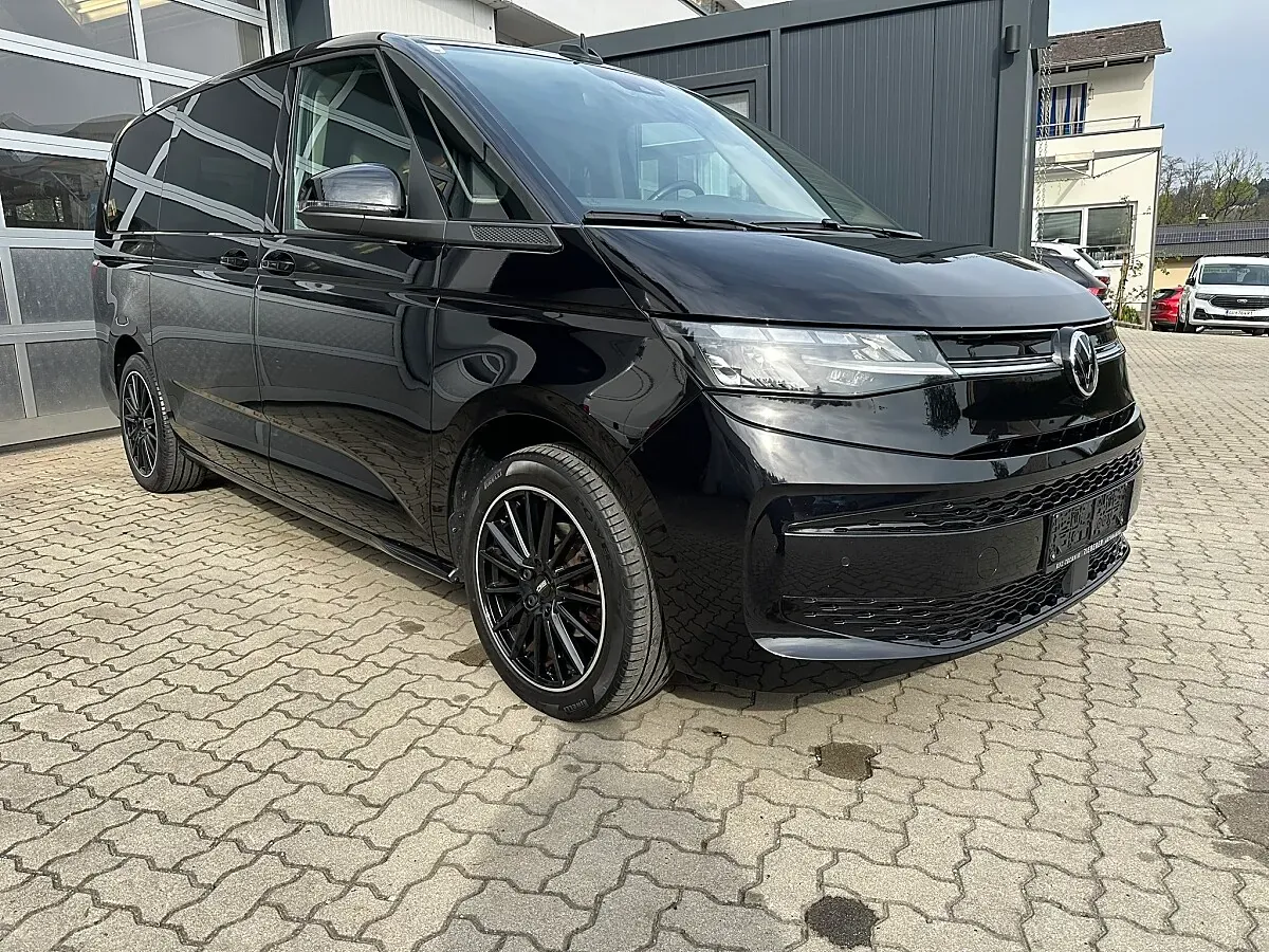 Volkswagen Multivan 2023 photo 3