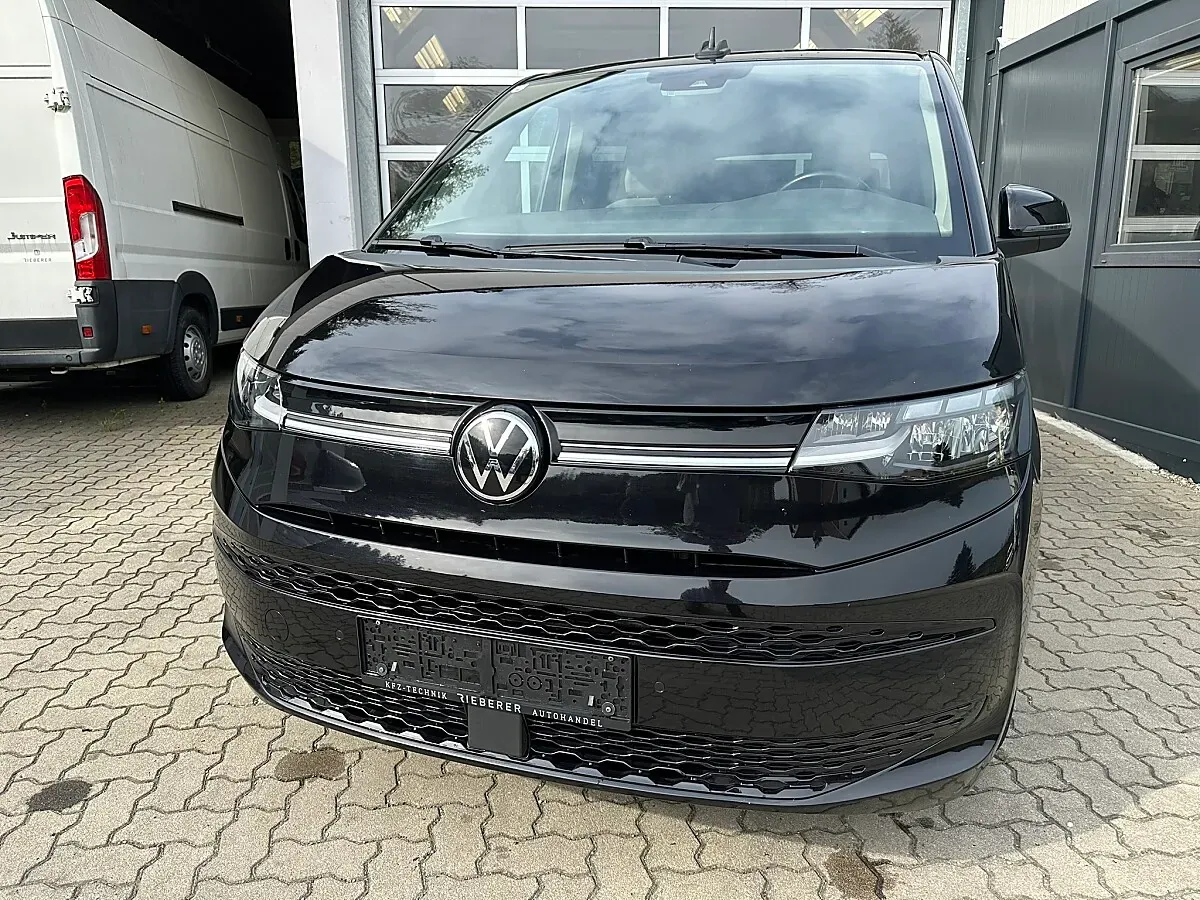 Volkswagen Multivan 2023 photo 2