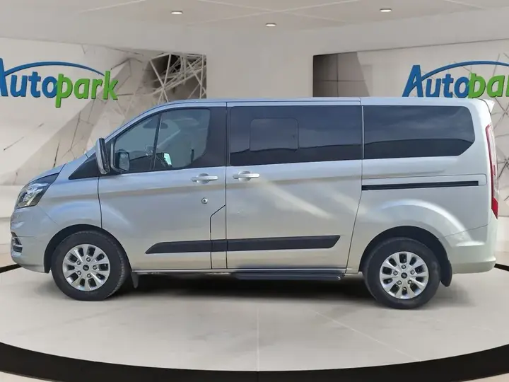 Ford Tourneo Custom 2020 photo 3