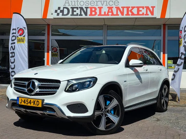 Mercedes-Benz Glc 2017 photo 2
