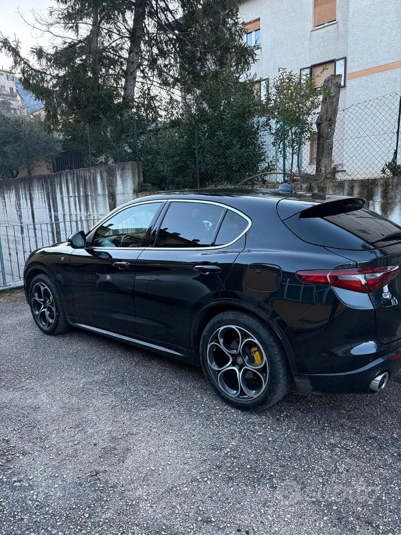 Alfa Romeo Stelvio 2021 photo 5