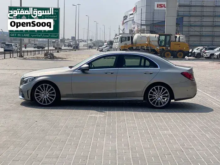 Mercedes-Benz C-Class 2019 photo 3