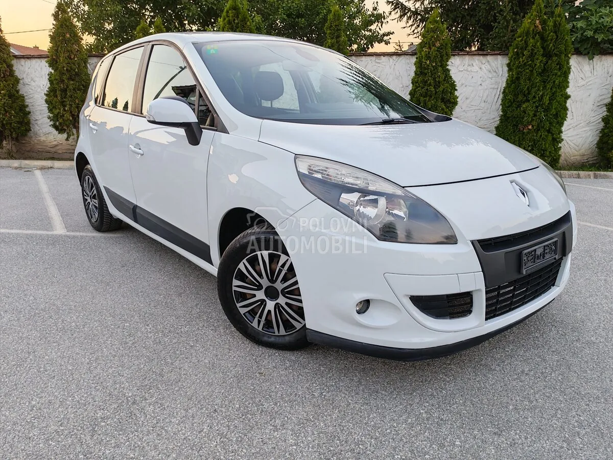 Renault Scenic 2010 photo 2