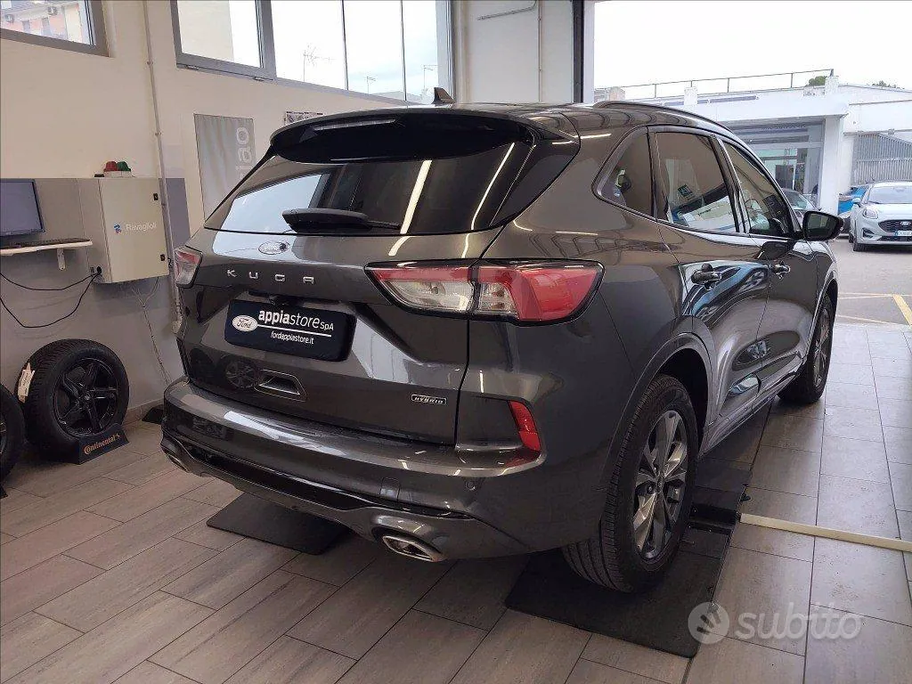 Ford Kuga 2023 photo 3