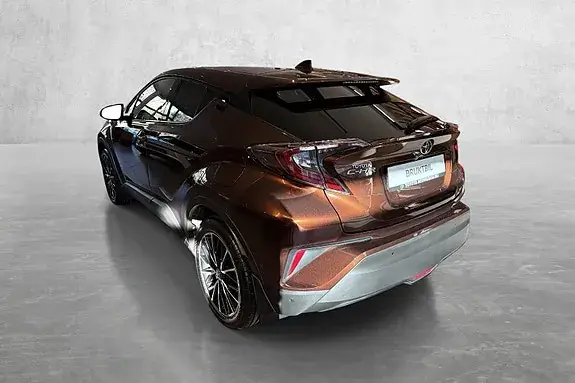 Toyota C-Hr 2016 photo 3
