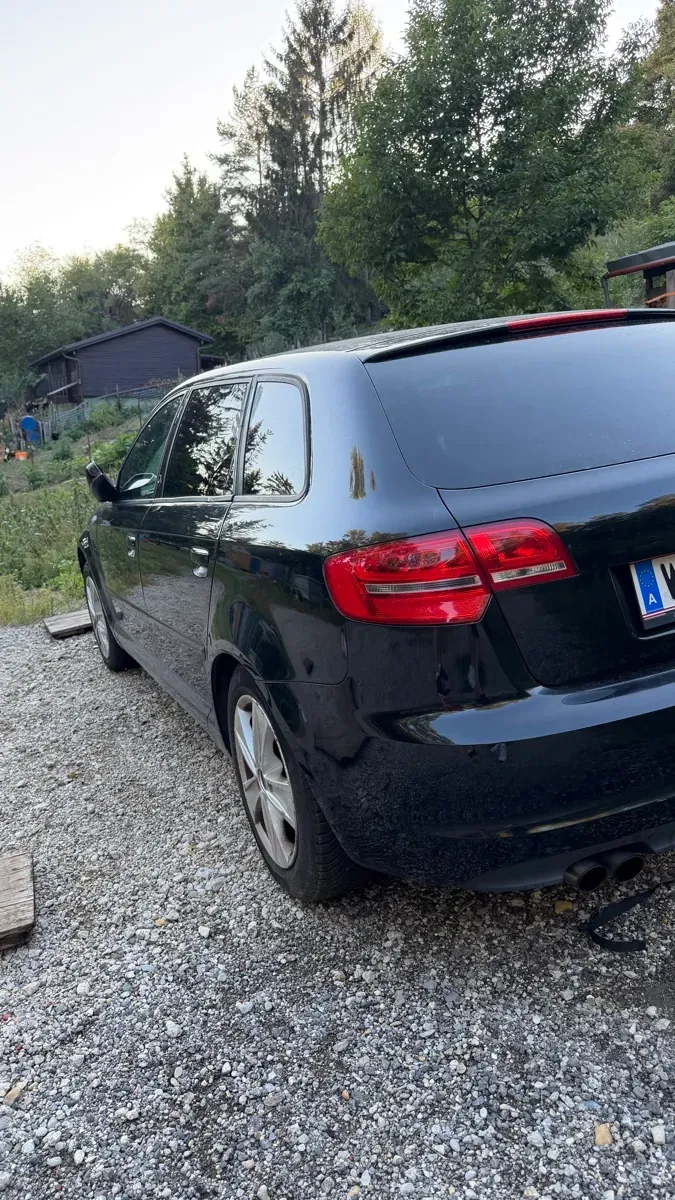 Audi A3 2011 photo 3
