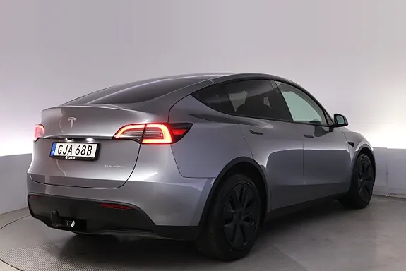 Tesla Model Y 2024 photo 5