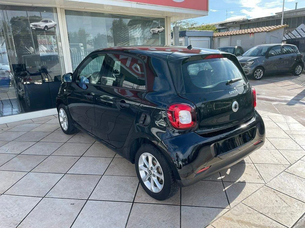 Smart Forfour 2018 photo 3