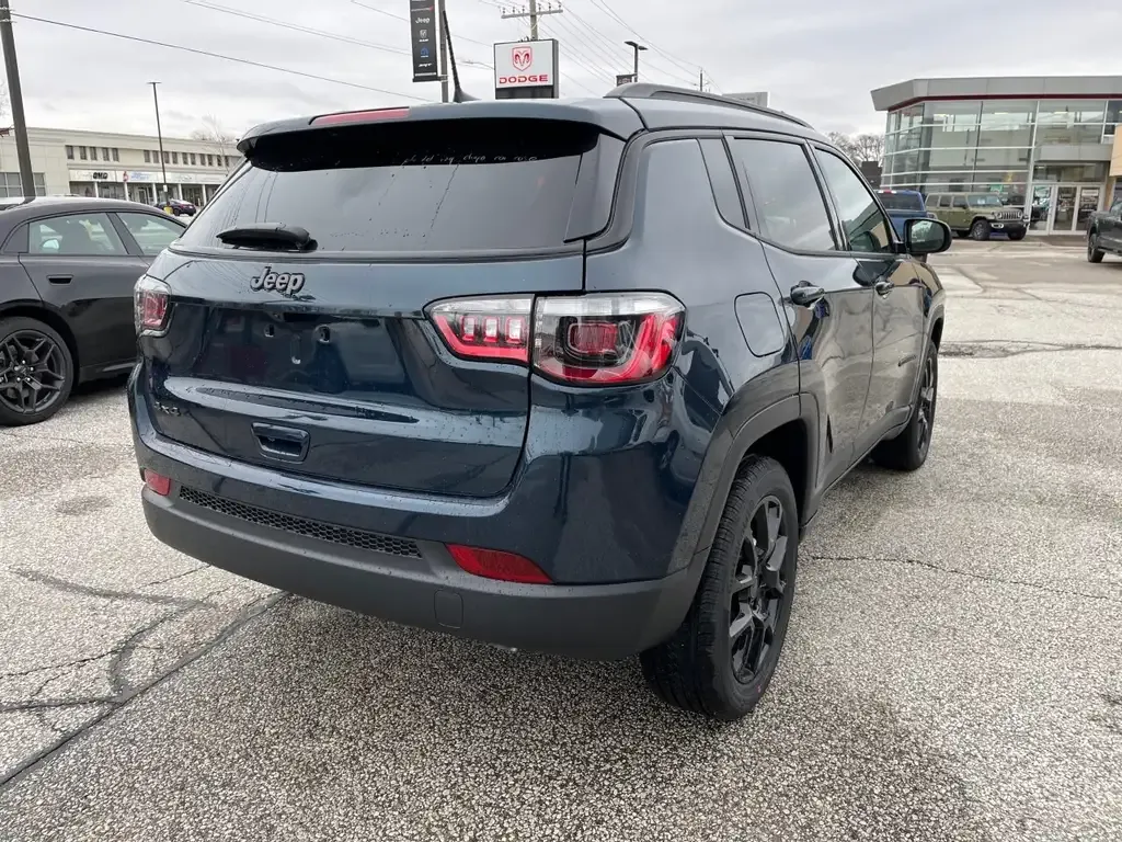 Jeep Compass 2026 photo 4
