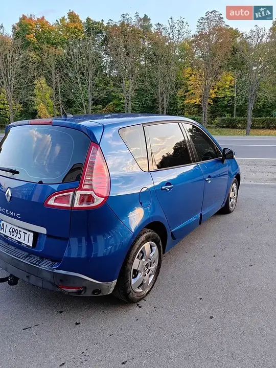 Renault Scenic 2010 photo 3
