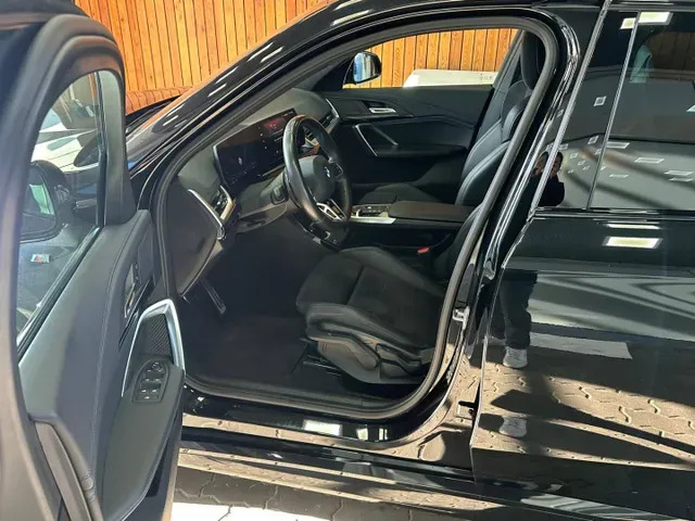 BMW X1 2024 photo 4