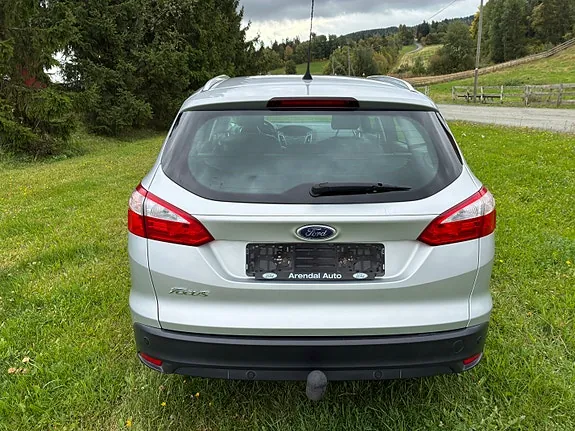 Ford Focus 2013 photo 3