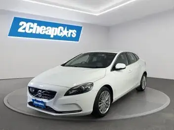Volvo V40 2015 photo 2