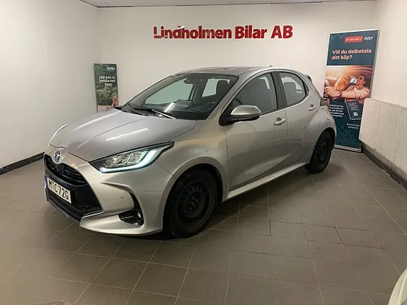 Toyota Yaris 2022 photo 2