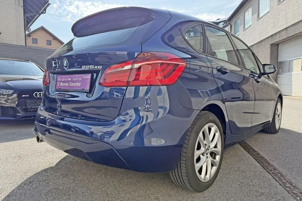 BMW 2 Series 2020 photo 2