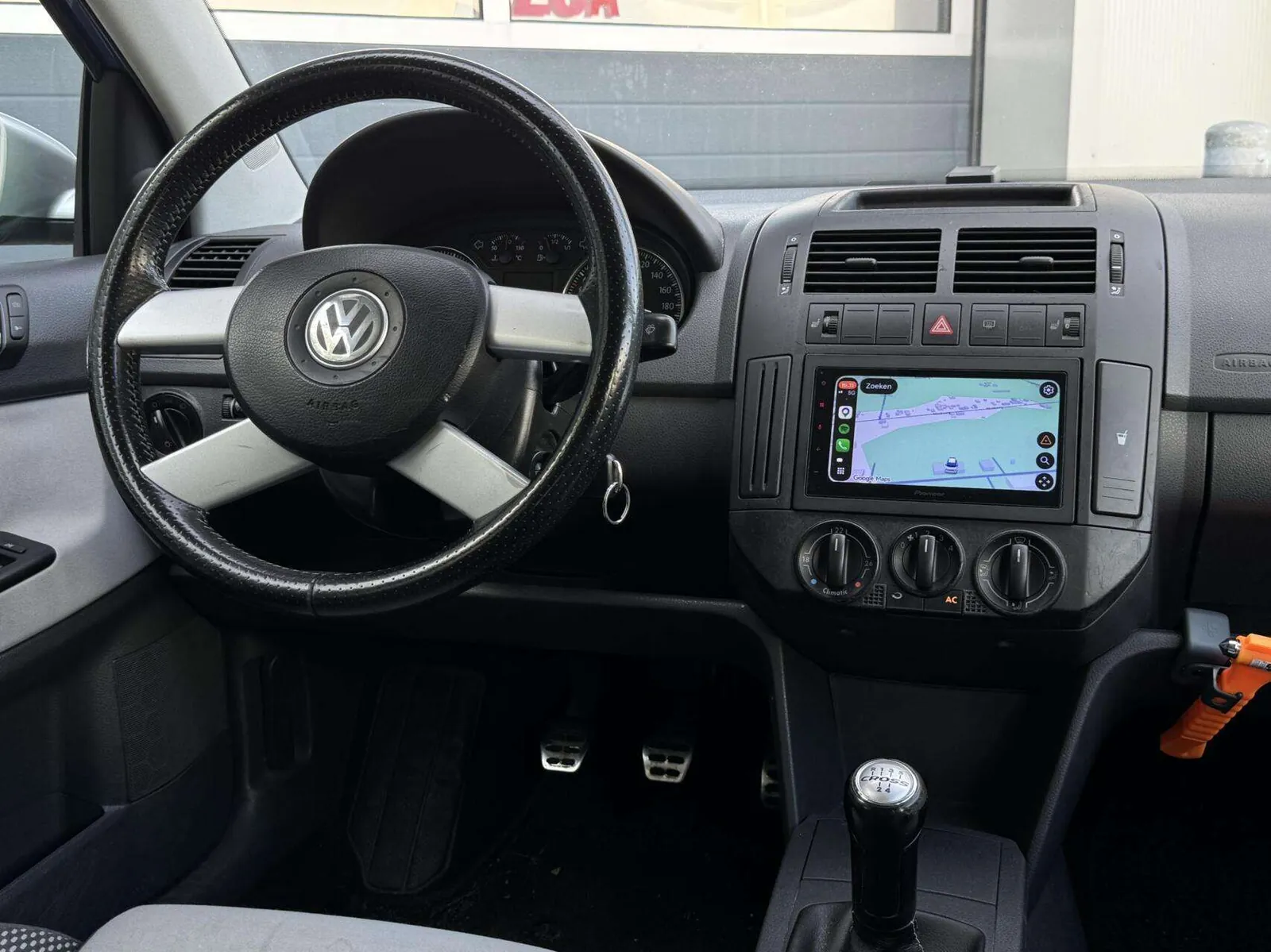 Volkswagen Polo Cross 2006 photo 3