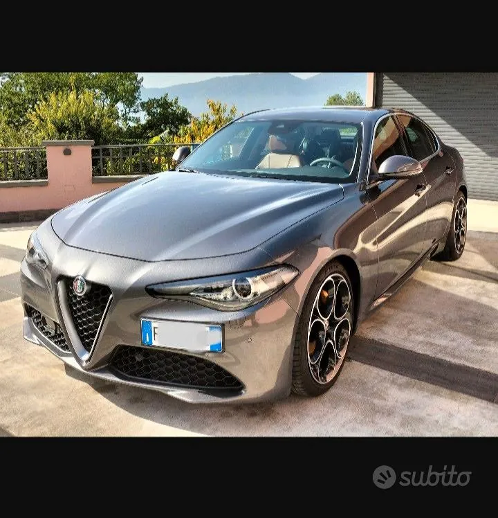 Alfa Romeo Giulia 2016 photo 2
